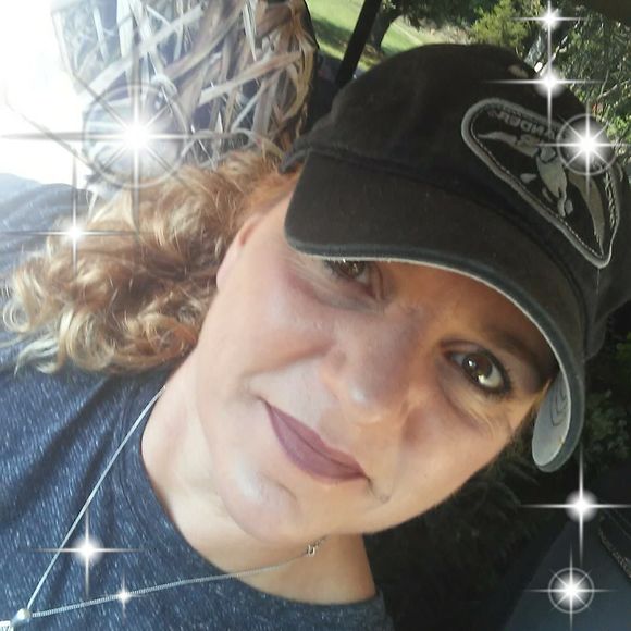 Meet your Posher, Kathy - Picture 1 of 1